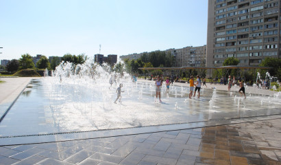 С бюджетника взысканы смытые в колпинский фонтан 5 млн рублей