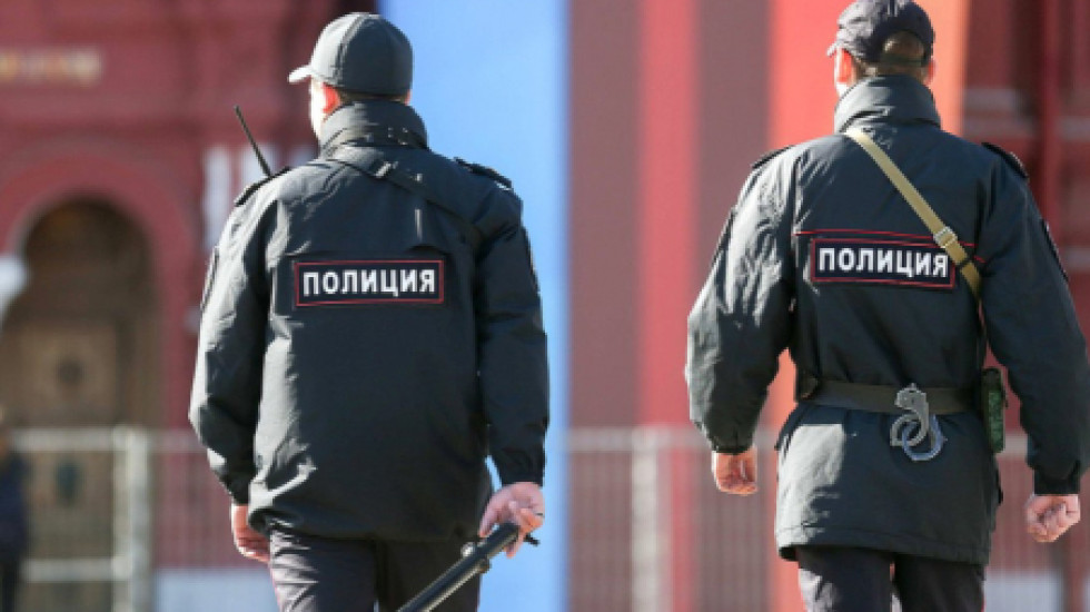 В Улан-Удэ доставлен в суд организатор митинга против полицейского произвола