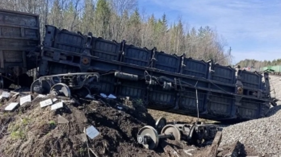 Возбуждено уголовное дело из-за крушения вагонов под Котласом