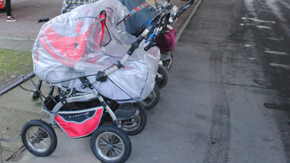 В Невском районе идет под суд 27-летняя мать-алиментщица