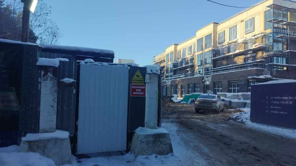 В Зеленогорске погиб строитель