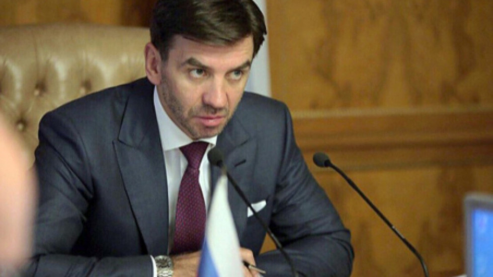 Суд наложил арест на акции Абызова