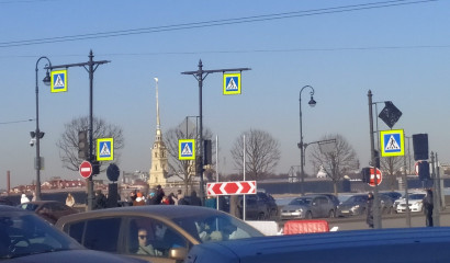 Дворцовую набережную вновь сузит дорожный ремонт