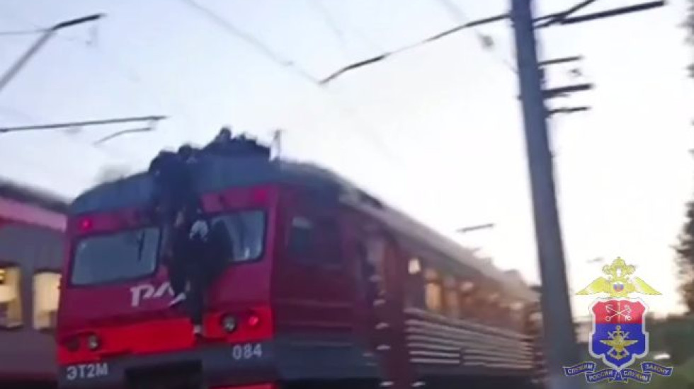 Четыре подростка-зацепера в Петербурге попались полиции