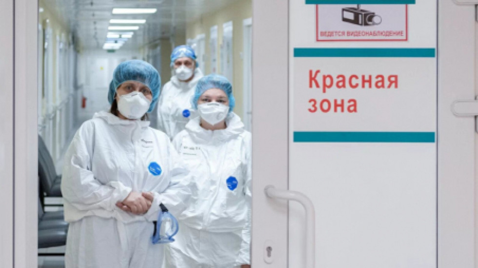 Ковид уже в московских и петербургских школах