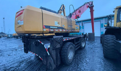 При выгрузке угля в Усть-Луге рабочий убит ковшом экскаватора