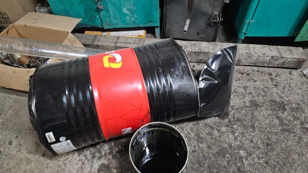 Под Петербургом рабочий пилил бочку и умер от взрыва