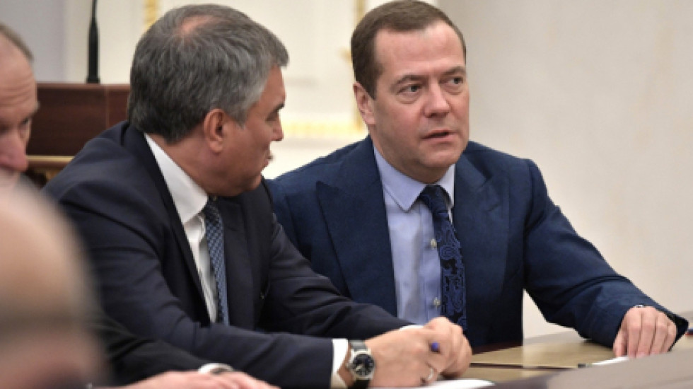 Правительство России уходит в отставку