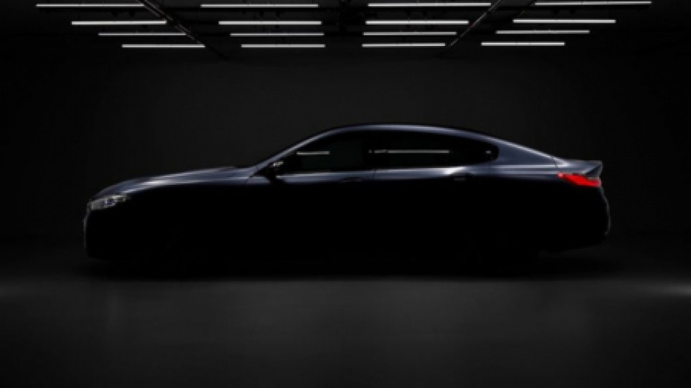 BMW показала тизер нового купе 8 серии