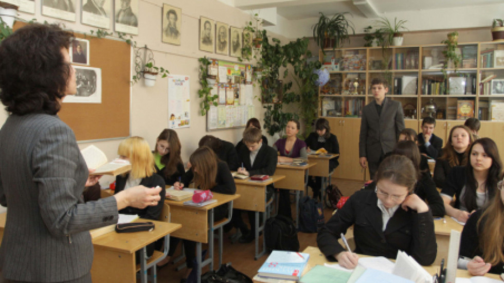 Школьников не будут грузить темой Украины и НАТО