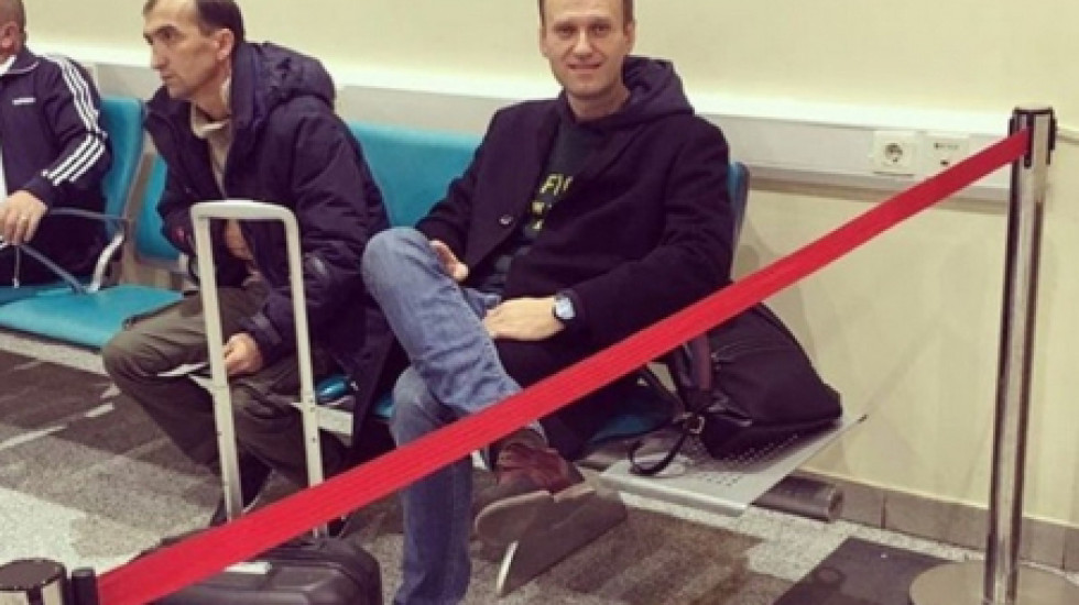 Навальный возвращается в Россию «Победой»