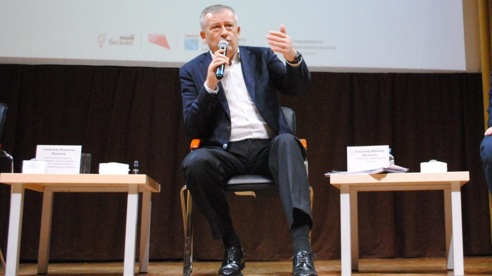 В правительстве Ленобласти прошли должностные перестановки