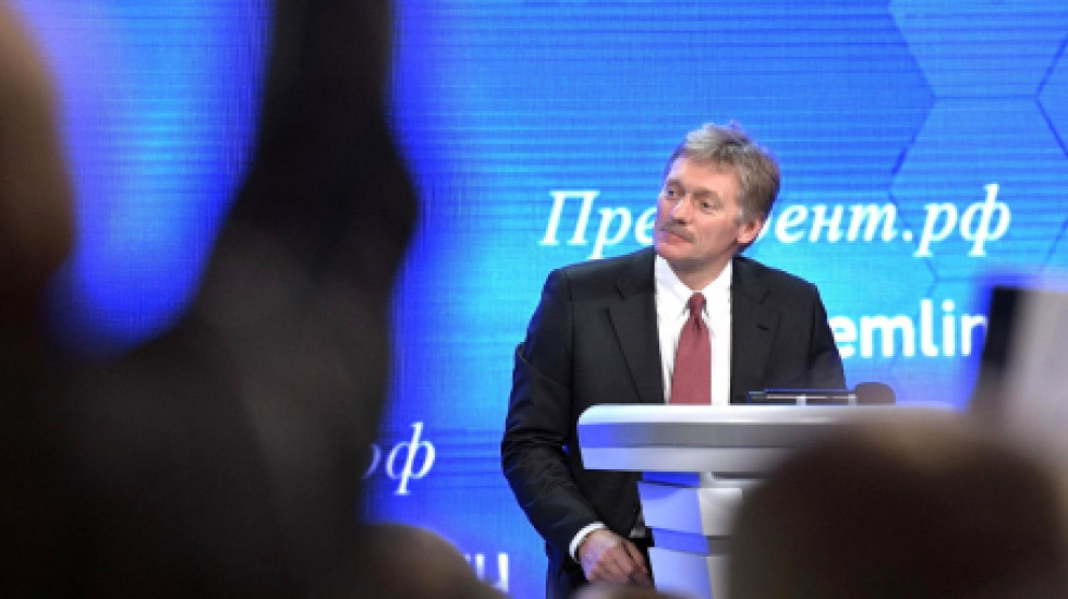 Кремль не хочет связывать избиение Жукова и отравление Навального