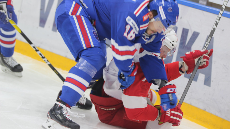 Россия и Белоруссия отстранены от ЧМ по хоккею еще на год