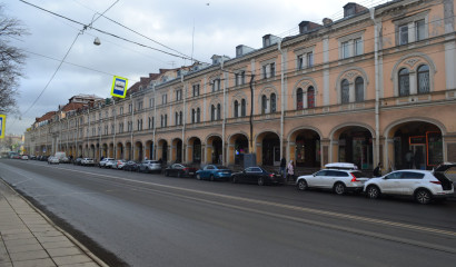 В хостеле Апраксина Двора мигранты прятались на лестнице и вешалке