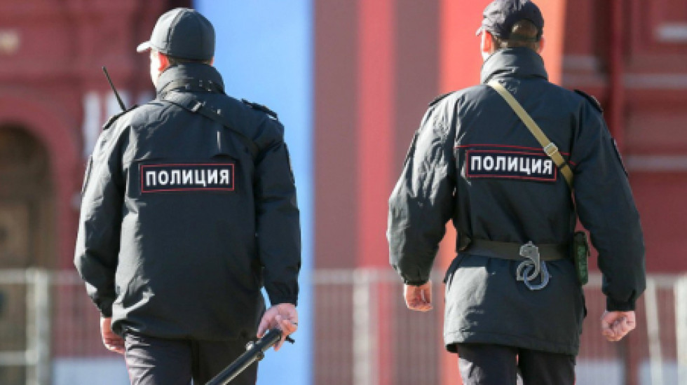 Угрозыск в Невском районе заработал на наркотиках свое «дело Голунова»