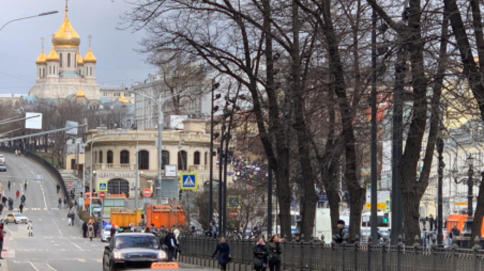 Голунов: мэрия Москвы перед карантином запаслась плиткой