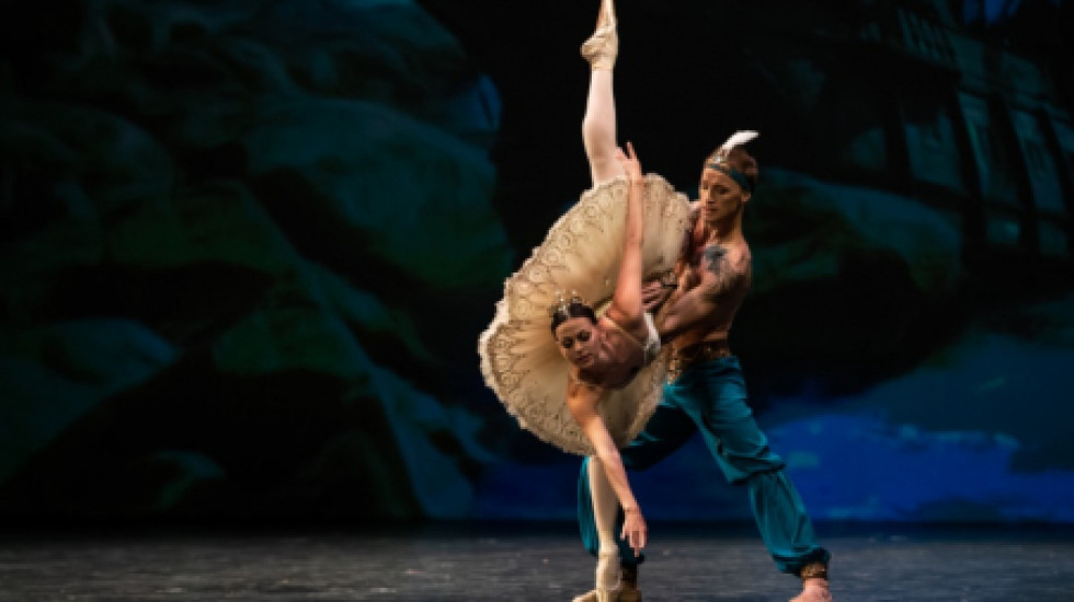 Балетные гала петербургских артистов пройдут в Сербии и Китае