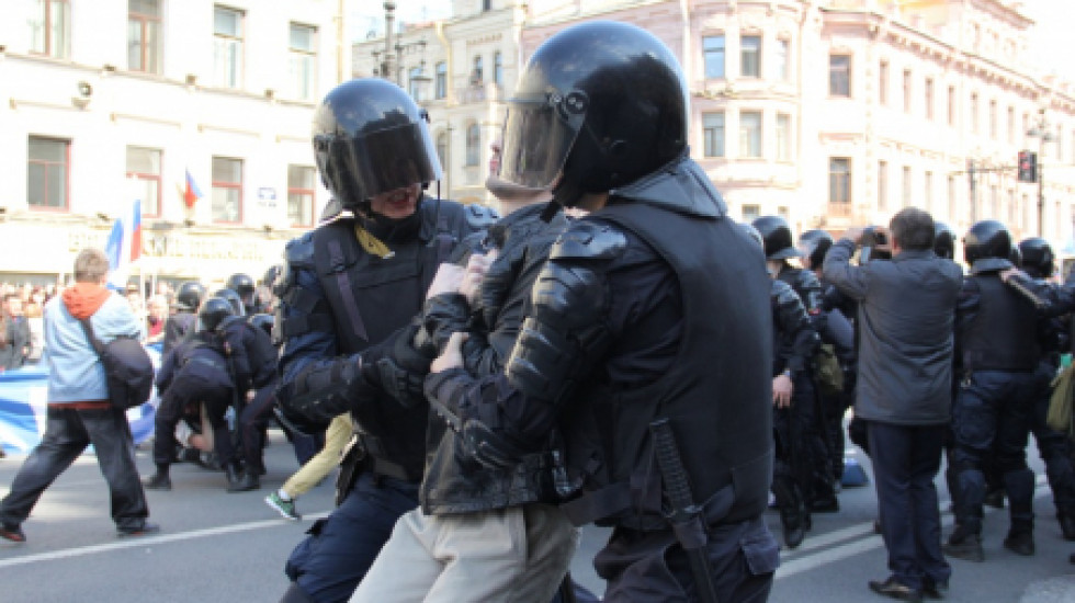 Беглов не стал извиняться перед петербуржцами за жесткий разгон Первомая