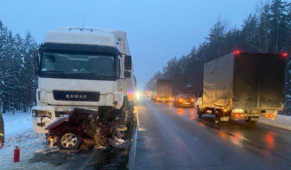 В Ленобласти трое погибли в лобовых столкновениях
