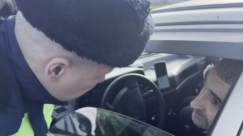 Полиция искала нарушителей на дорогах Московского района Петербурга