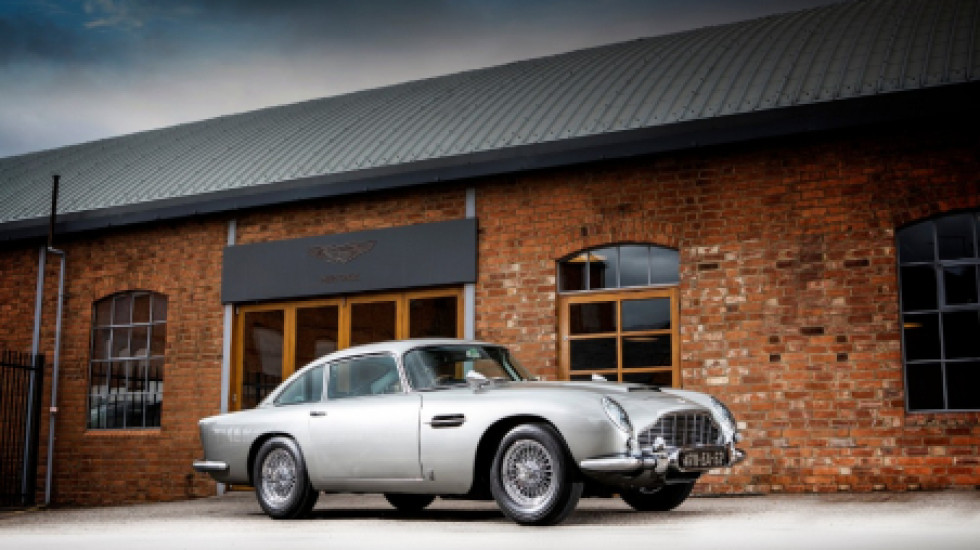 Aston Martin Джеймса Бонда продали на Sotheby’s за 6,4 млн долларов