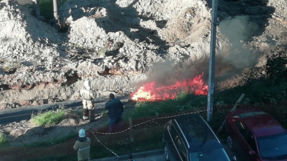 У города Сертолово загорелись водяные трубы