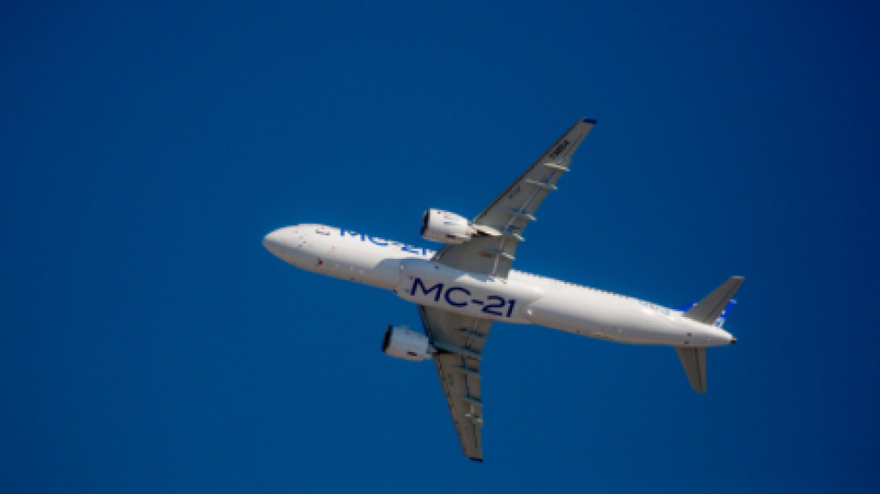 Самолет MC-21 при испытаниях вынужденно сел из-за поломки