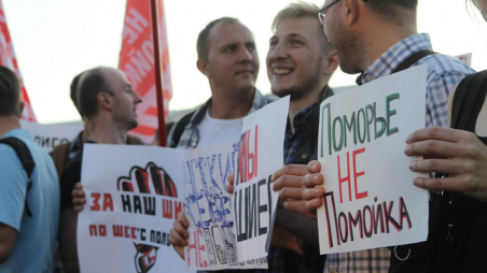 У Финляндского вокзала прошел митинг в защиту Шиеса