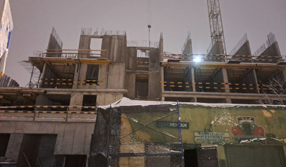 В обвале стройки на Петроградской стороне пострадали трое