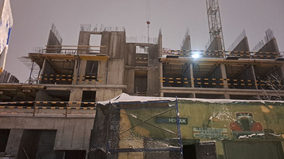 В обвале стройки на Петроградской стороне пострадали трое