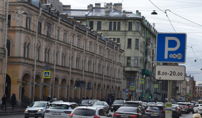 В Петербурге вводятся ночные запреты для платных парковок